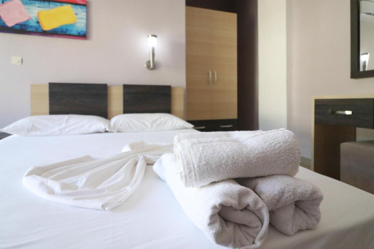 Hotel Potami Beach - Mondi Goro Himare Exterior photo