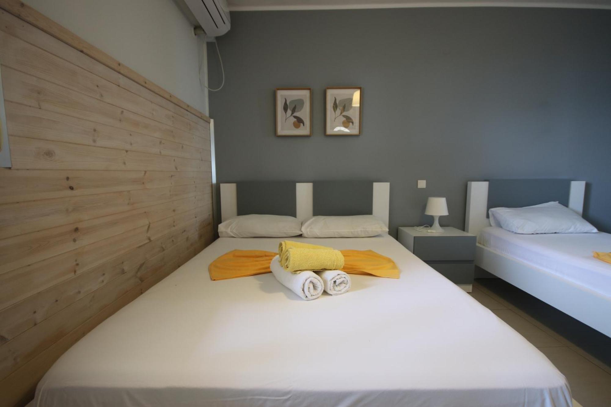 Hotel Potami Beach - Mondi Goro Himare Exterior photo
